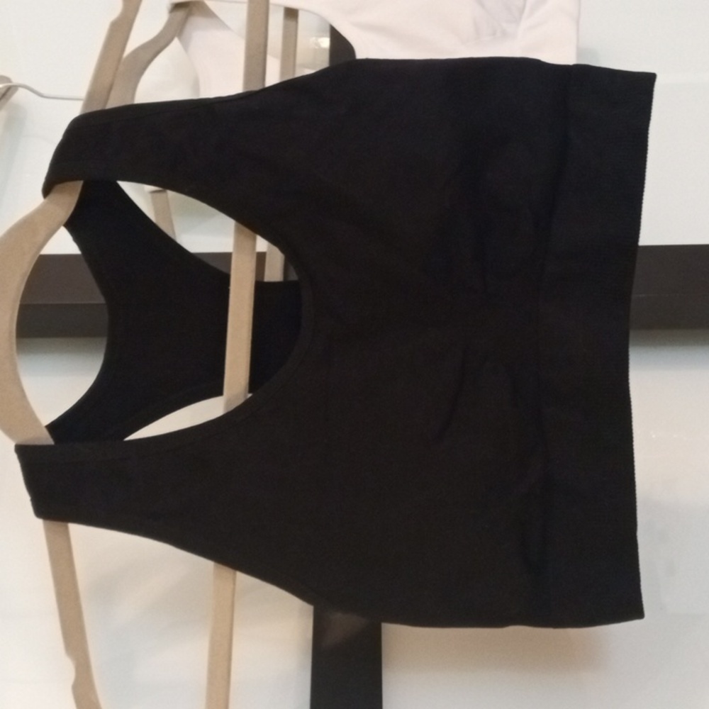 Genie 2 XL bras and Tek Gear workout teel